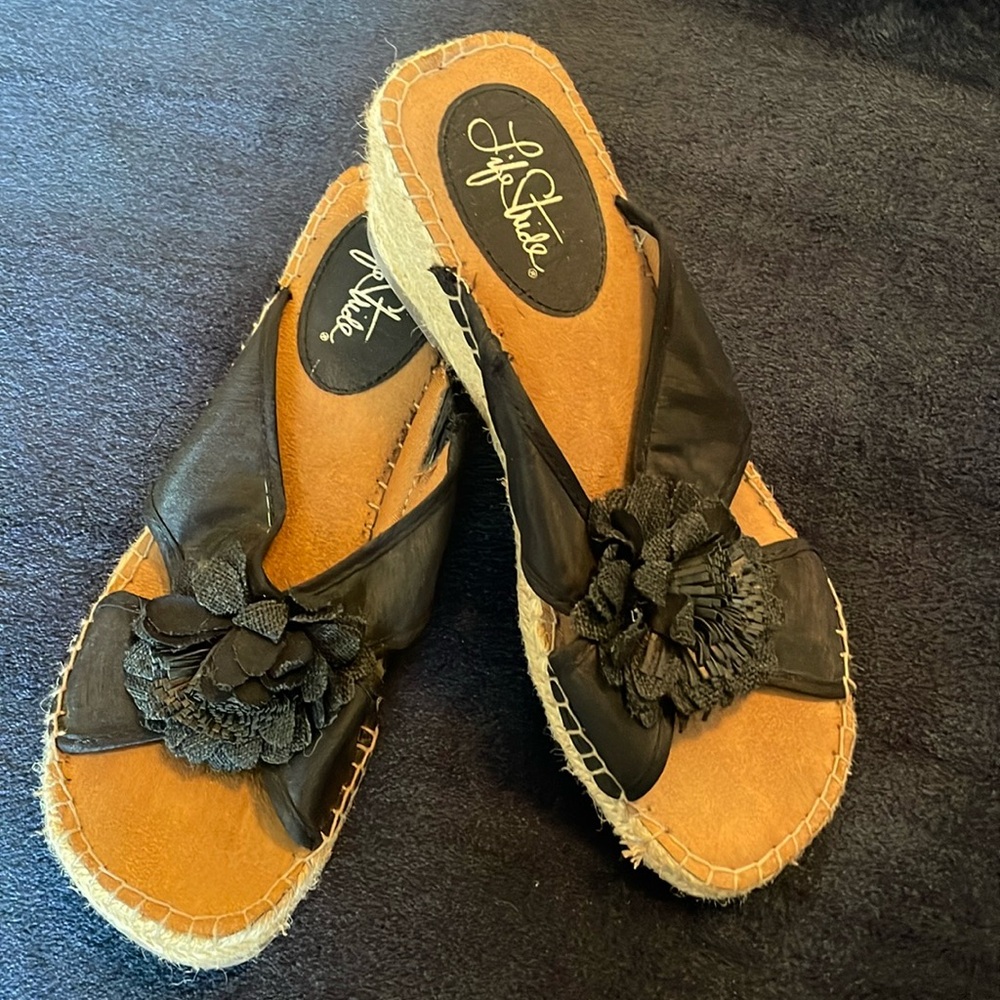 Life stride heeled sandals